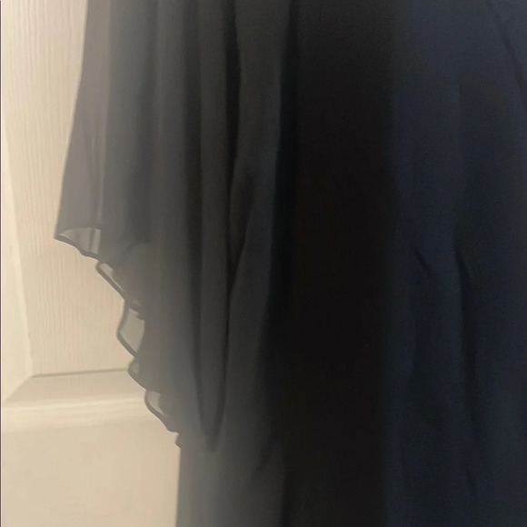 Chic Black Lace Midi Dress - Picture 5 of 10